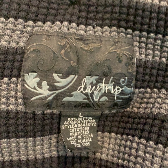 Day trip women’s sweatshirt jacket/hoodie - Picture 5 of 6